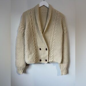 VINTAGE 100% Wool Textured Cable Knit Cream Cardigan